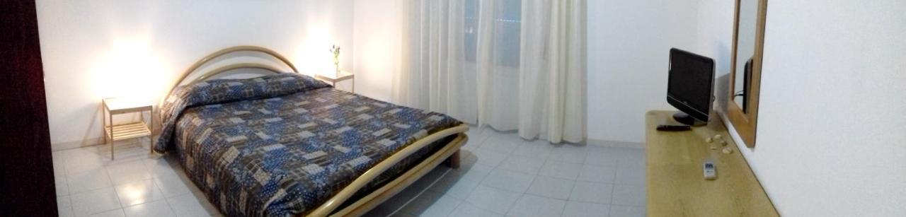 2 Bedrooms Appartement At Pescara 300 M Away From The Beach With Balcony And Wifi 외부 사진