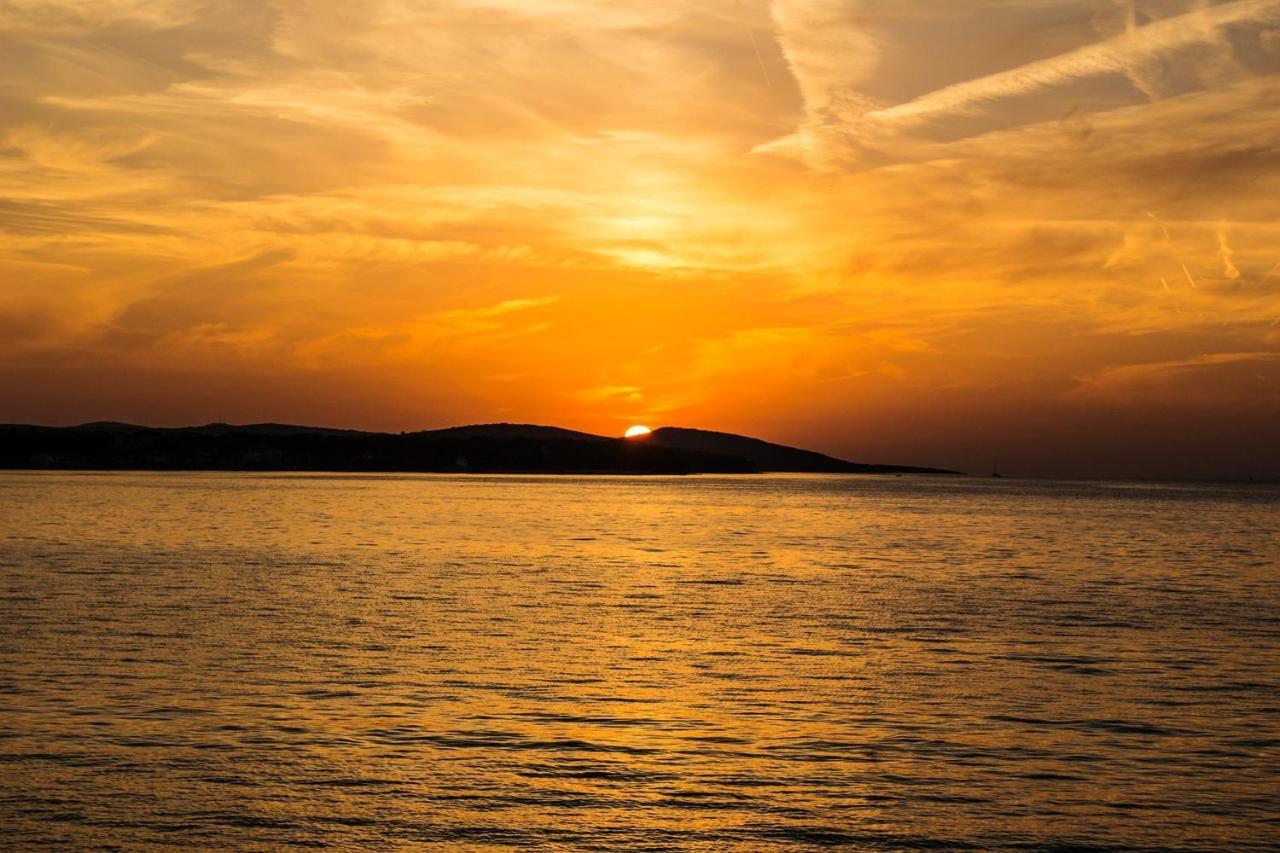 2 Bedrooms Appartement At Pescara 300 M Away From The Beach With Balcony And Wifi 외부 사진